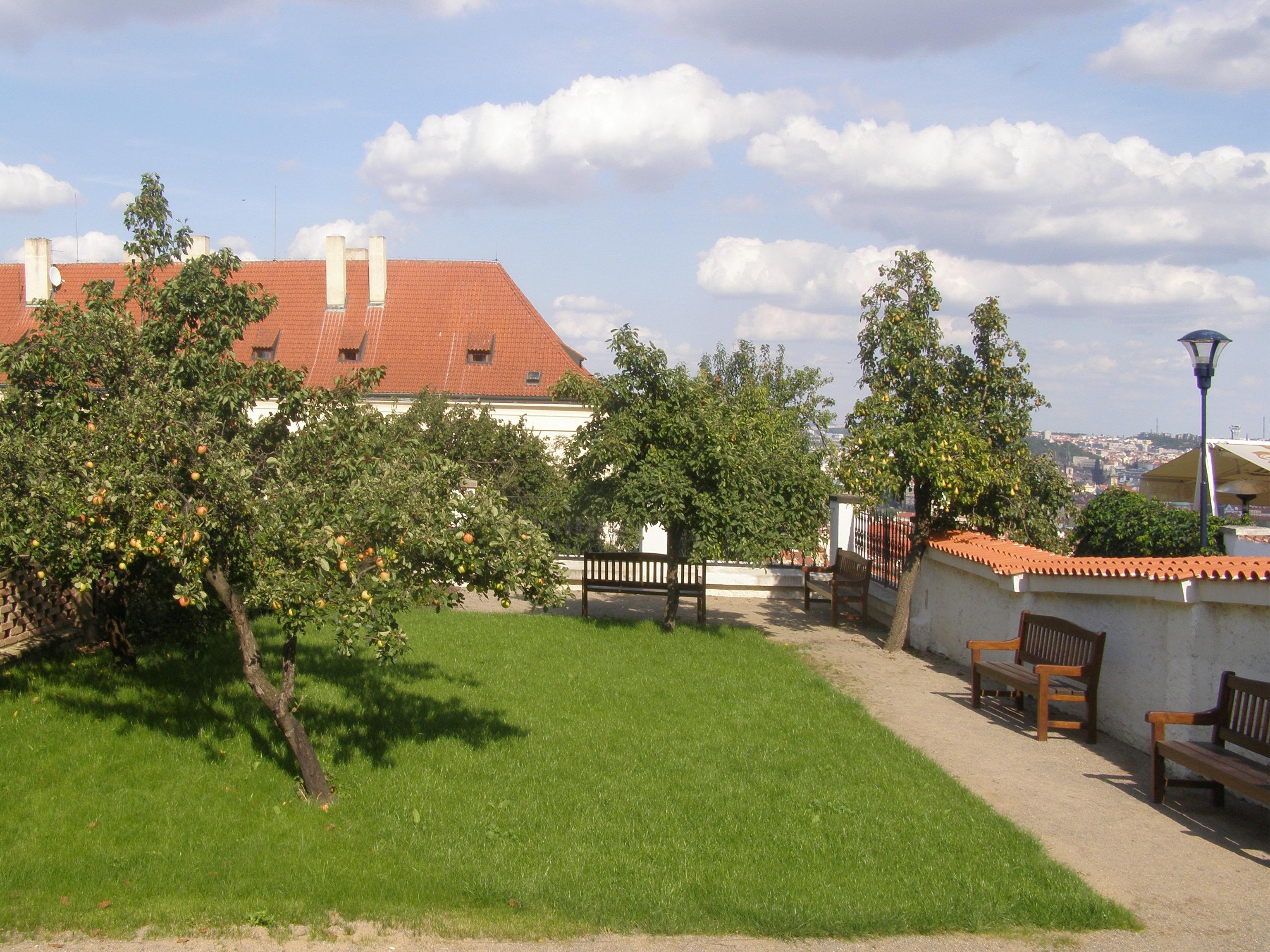 Monastery Hotel Прага Екстериор снимка