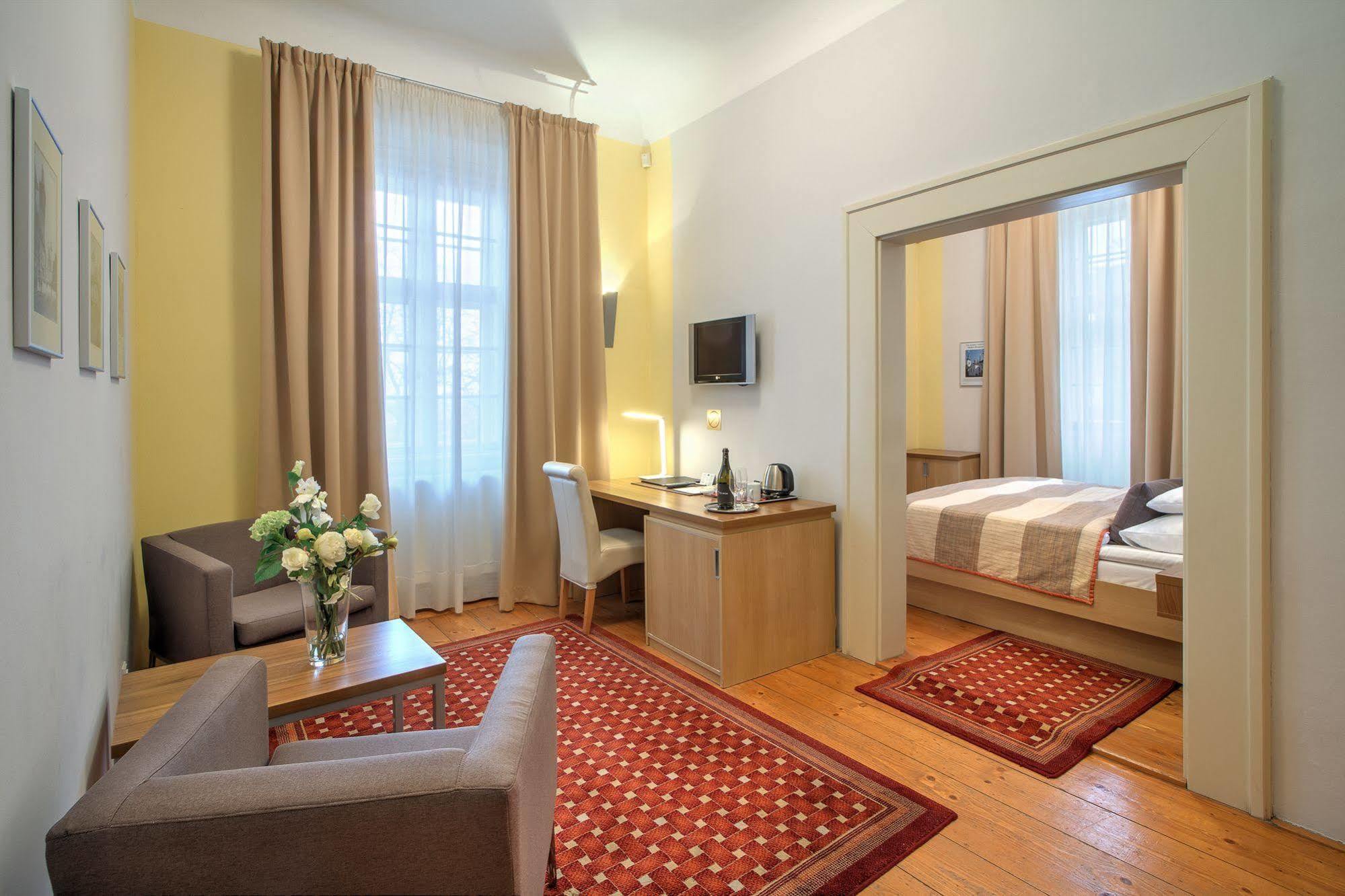 Monastery Hotel Прага Екстериор снимка